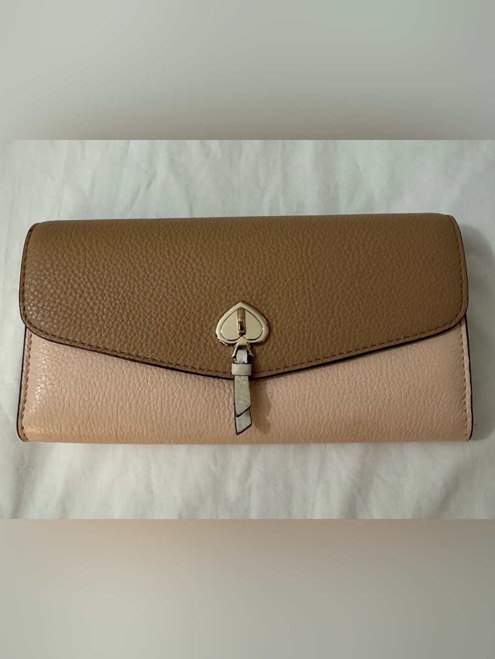 Kate Spade Marti Beige Leather LargeFlap Wallet K8218 $249 MSRP